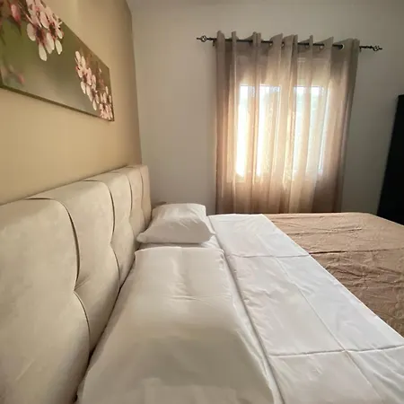 Lia-skiathos-private Pool- Lägenhet *